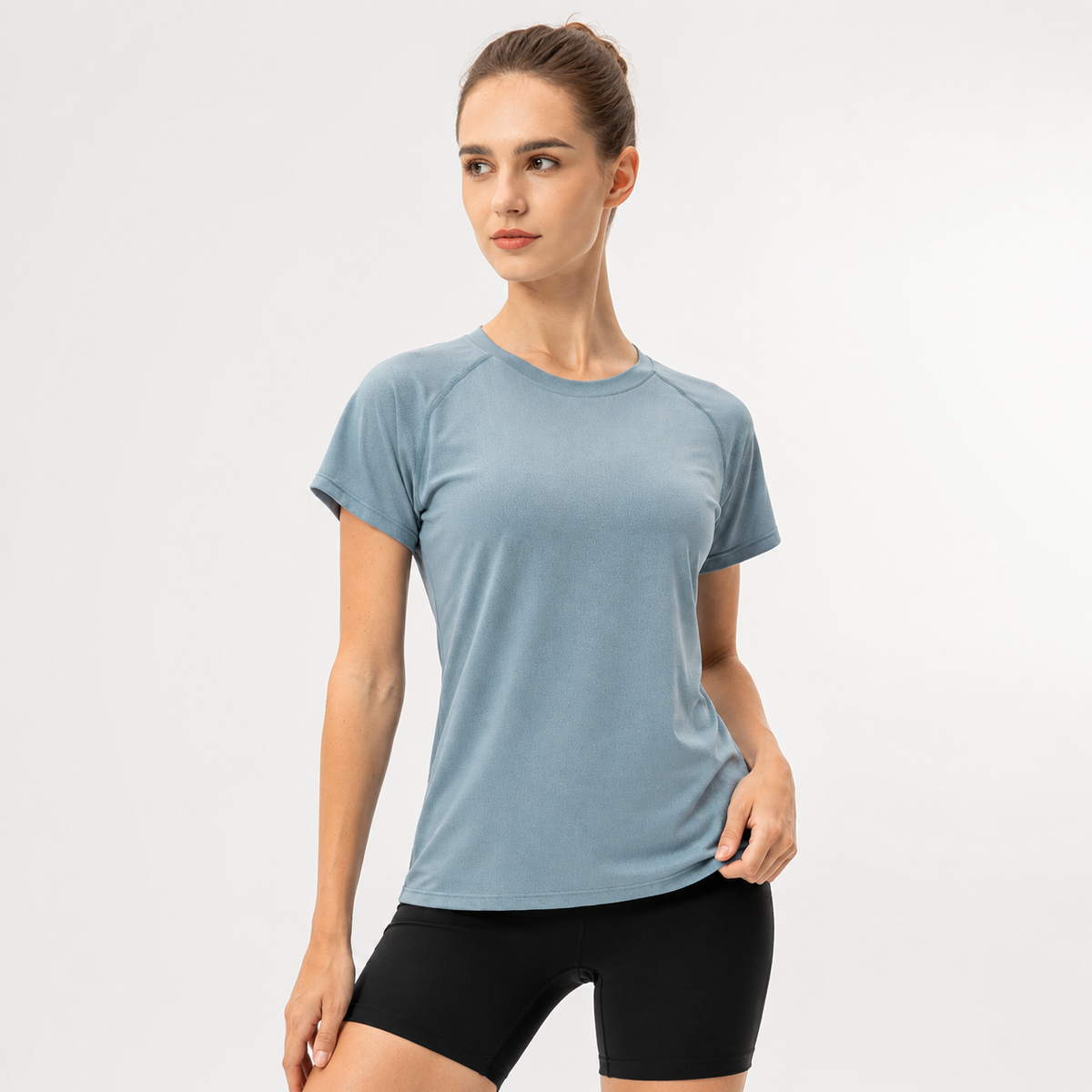 Camiseta Esportiva Feminina FlexMove - Ultra-leve e Respirável