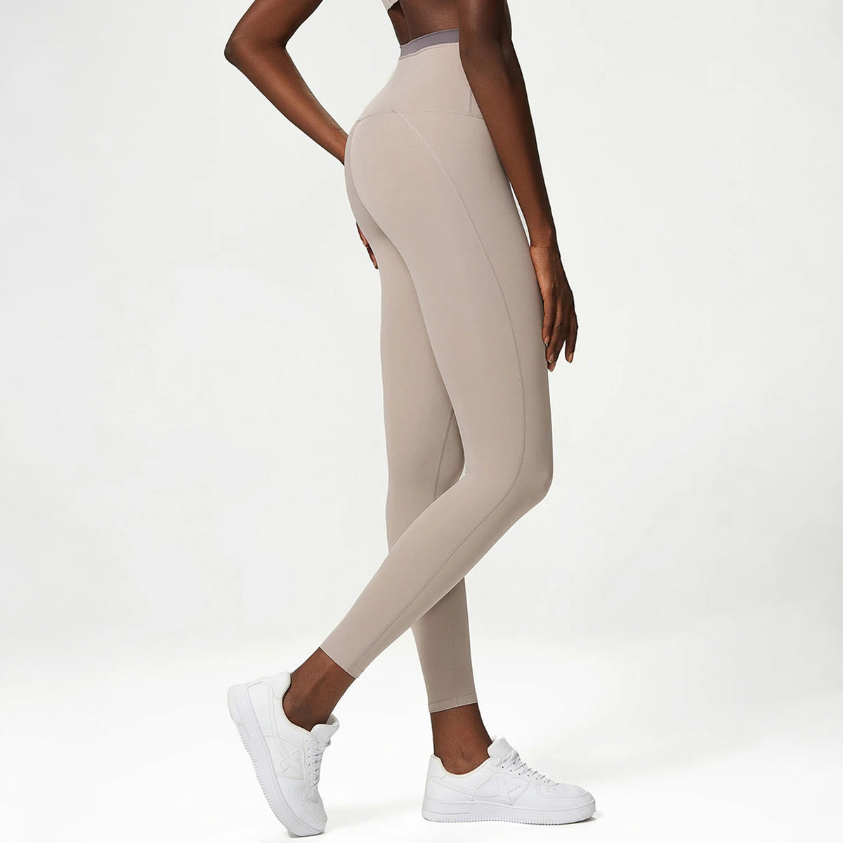 Conjunto Esportivo Feminino GymMax 2 peças – Top de Suporte e Legging de Alta Performance